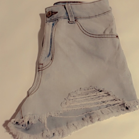 High rise denim shorts - Picture 2 of 3